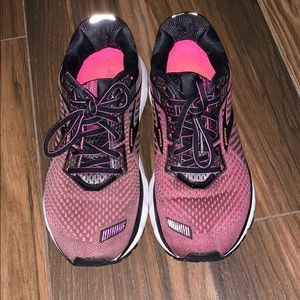 Brooks Ghost 12 - Size 8.5